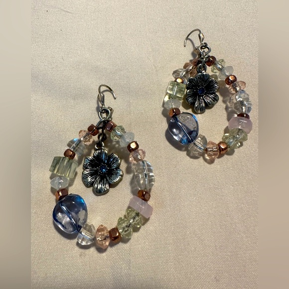 NEW Bohemian Flower Chic Earrings 🌼 - Picture 1 of 1